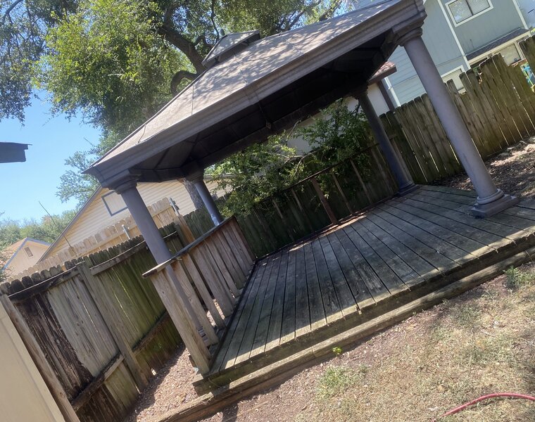 Backyard junk removal job in the Austin area